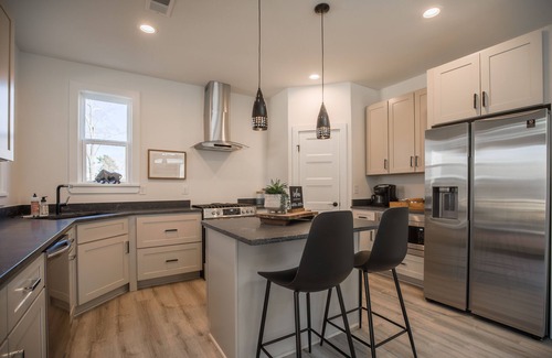 Greenville House | STRATHAM STATION: 4Bd/2.5Ba in Downtown Greenville, SC