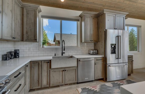 Truckee House | Streams and Dreams - TLUXP