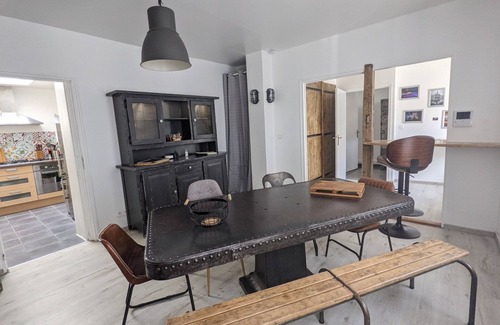 Saint-Quentin Cottage | Street App'Art - Gîte 6 guests