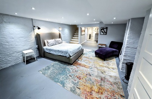 H Street Corridor House | Streetcars Union Station 4BR Capitol Hill Home