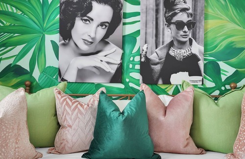 Mixon Town House | Strike A Pose in Springfield
