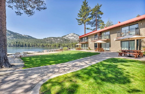 Truckee Condo | Striking King Studio w/Partial Lake View #242 at Donner Lake Village