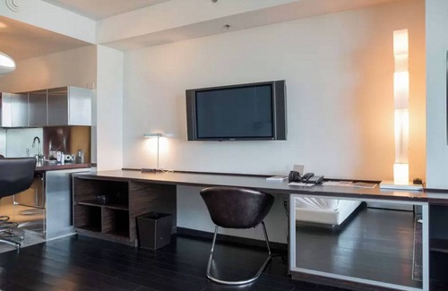 Las Vegas Hotel | Strip View Modern Luxury Condo