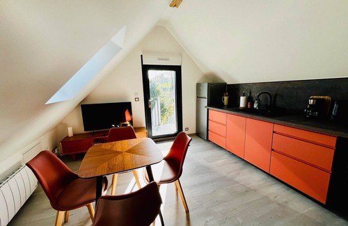 La Madelaine-sous-Montreuil Apartment | Studio South, 2 persons (upstairs)