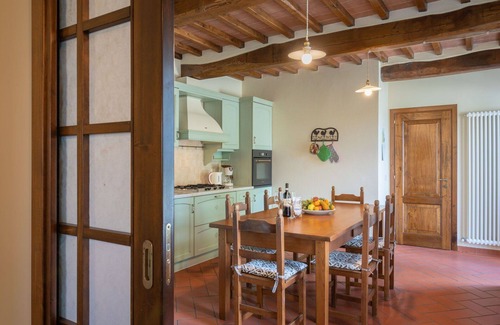 Monte San Savino Villa | Stunning private villa for 10 people with WIFI, private pool, TV, pets allowed and panoramic view