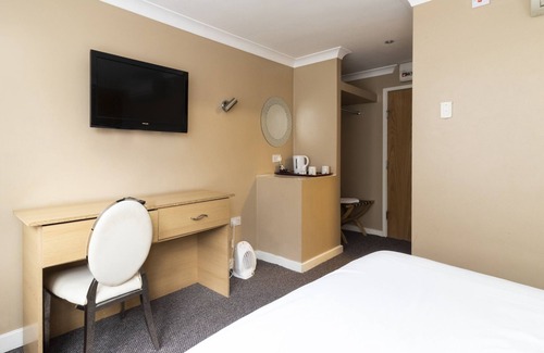 Luton Hotel | Stuart Hotel