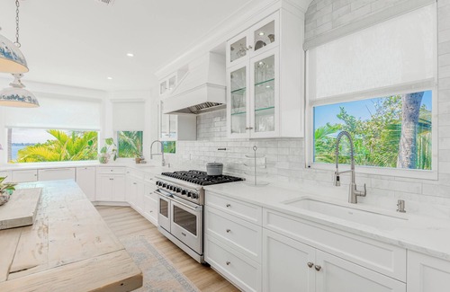 Stuart House | Stuart, Hutchinson Island! Private beach home, river/ocean access and dockage!