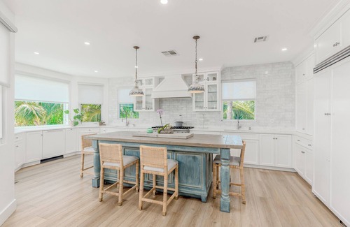 Stuart House | Stuart, Hutchinson Island! Private beach home, river/ocean access and dockage!
