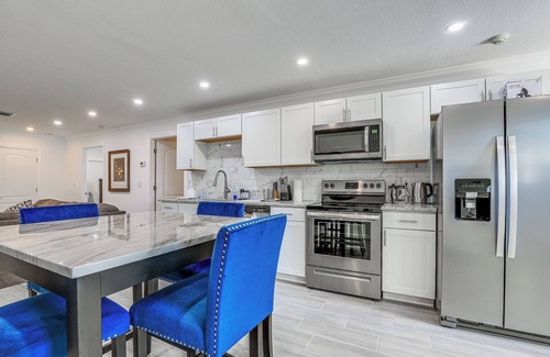 Stuart House | Stuart Vacation Rental ~ 1 Mi to Downtown!