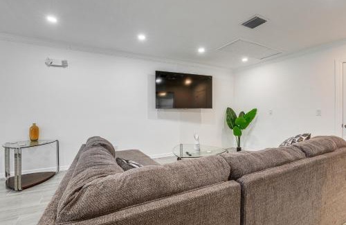 Stuart House | Stuart Vacation Rental about 1 Mi to Downtown!