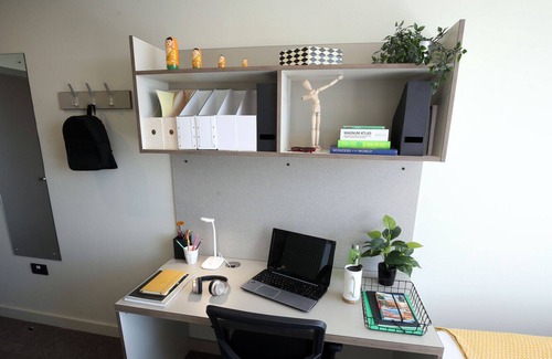 Cathedral Quarter Apartment | Student Only - Charming Room in Belfast City Center