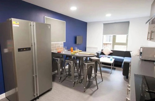 City Centre Glasgow Apartment | Student Only Foundry Courtyard