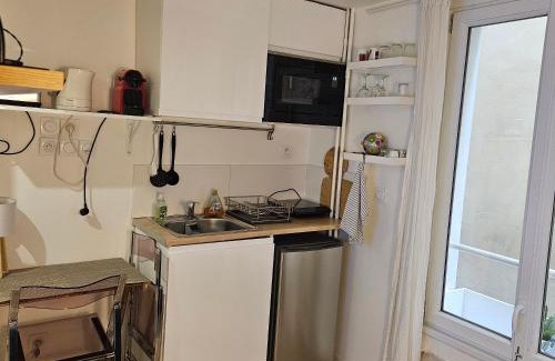 Saint-Louis Apartment | Studette Rémilly à Versailles