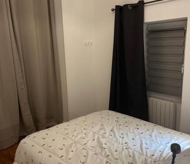 Soulge-sur-Ouette Apartment | Studio à proximité de Laval