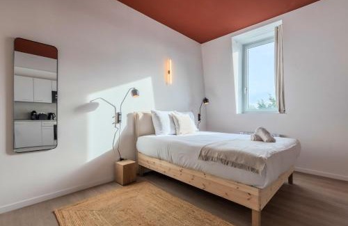 Annappes Apartment | Studio équipé côté cour, parking gratuit