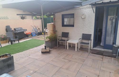 Epinay-sur-Seine Apartment | Studio équipé proche Stade de France