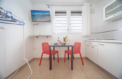 Pointe du Bout Apartment | Studio 101 - Ixora - proche plage
