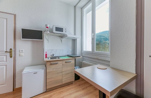 Arvillard Apartment | Studio '103' with Shared Pool, Shared Terrace and Wi-Fi