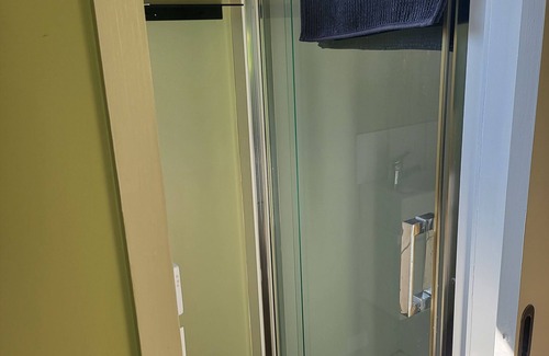Onetangi Apartment | Studio 10min walk to Onetangi beach