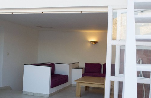Ahl Agadir Apartment | Studio (1st floor) + 3 people in Medina access to a lounge and terraces