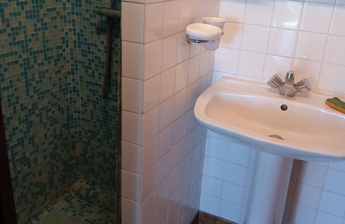 Carces Apartment | Studio 2 Pers Avec Piscine Classé 3 , Enregistré Sous le n° 83032000133mq