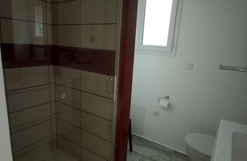 La Valette-du-Var Apartment | Studio 28 m square, garden level, no works.