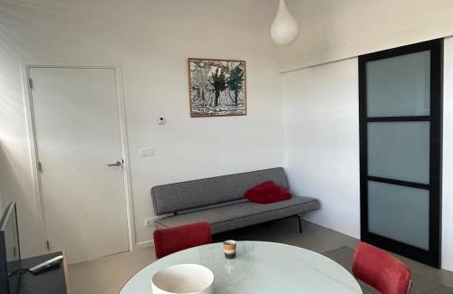 IJplein en Vogelbuurt House | Studio 28A5 with free parking place