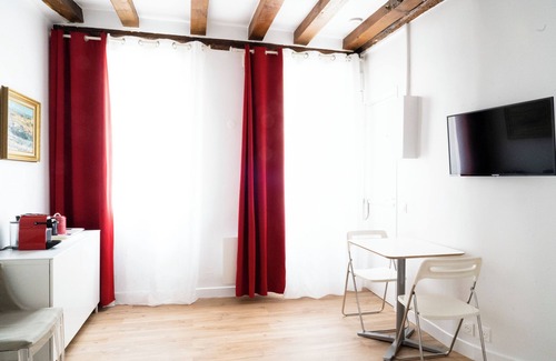 Quartier Sainte-Avoye Apartment | Studio (3) Beaubourg - Marais - Montorgueil