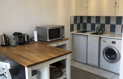 Eaubonne Apartment | Studio 30 m2 Eaubonne with private parking - 25 minutes from Paris