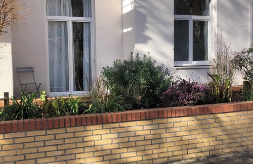 Eaubonne Apartment | Studio 30 m2 Eaubonne with private parking - 25 minutes from Paris