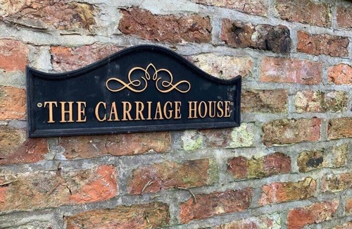 Bilbrough Apartment | Studio 3A, The Carriage House, York 5m. Village.