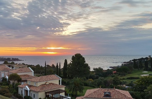 Cap Esterel Apartment | STUDIO 4 P EXCEPTIONAL SEA VIEW IN RESIDENCE PIERRE ET VACANCES