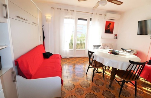 Le Grau-Du-Roi Apartment | Studio 4 people 350m sea air conditioning parking