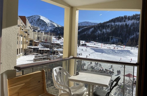 Isola Apartment | Studio 4 people isola 2000 snow front shopping mall