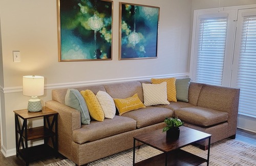 Pine Forest Apartment | Studio 409 ~ Accessible with Premium Wifi