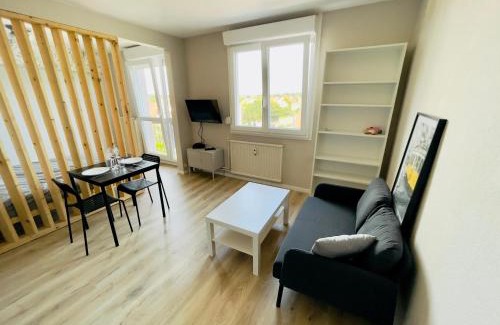 Lure Apartment | Studio 43aJJ