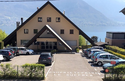 Sevrier Apartment | Studio 70 meters from Lake Annecy with terrace facing the lake