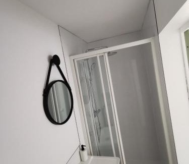 Deville-les-Rouen Apartment | Studio a 10 min de Rouen - Le Guillaume