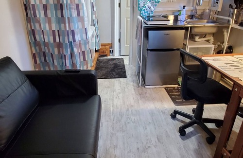 Aloha Apartment | Studio across from Food Trucks of Aloha Mall!