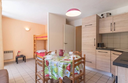 Briancon Apartment | Studio alcove near cable car in Briançon, balcony, ideal 2-4 pers