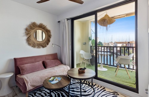 Port Grimaud Apartment | Studio Amar - Welkeys