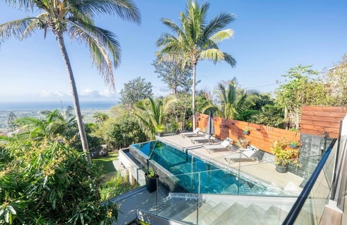 Les Avirons Apartment | Studio Ananas - Vue mer et piscine partagée
