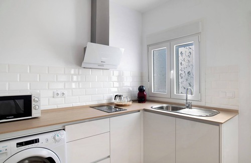 San Ambrosio Apartment | Studio Apartment 'Apartamentos Maria' with Wi-Fi and Air Conditioning