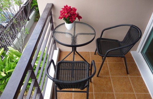 Hua Hin Apartment | Studio apartment, 1 BTH, sleep 2, clean, well equipped, maintained by owner