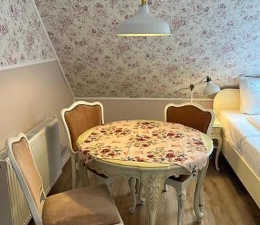 Hamburg-Barmbek Apartment | Studio-Apartment 29 beim Saseler Markt frisch renoviert