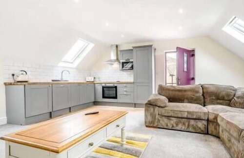 Little Rissington Apartment | Studio Apartment at Bears Court