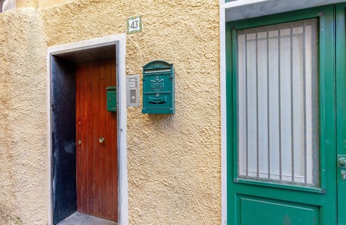 Portofino Apartment | Studio Apartment 'Casa Gege with Free Parking' with Sea View, Wi-Fi and Air Conditioning