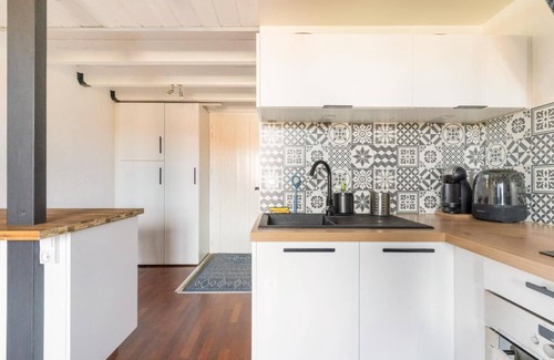 Biscarrosse Plage Apartment | Studio Apartment 'Charmant Mezzanine' with Private Terrace and Balcony