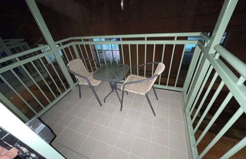 Darling Harbour Apartment | "Studio Apartment Darling Harbour – Prime Location with Resort-Style Amenities"