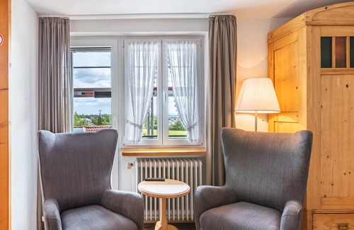 Donaueschingen Apartment | Studio Apartment 'Apartment 2' with Shared Garden, Balcony and Wi-Fi